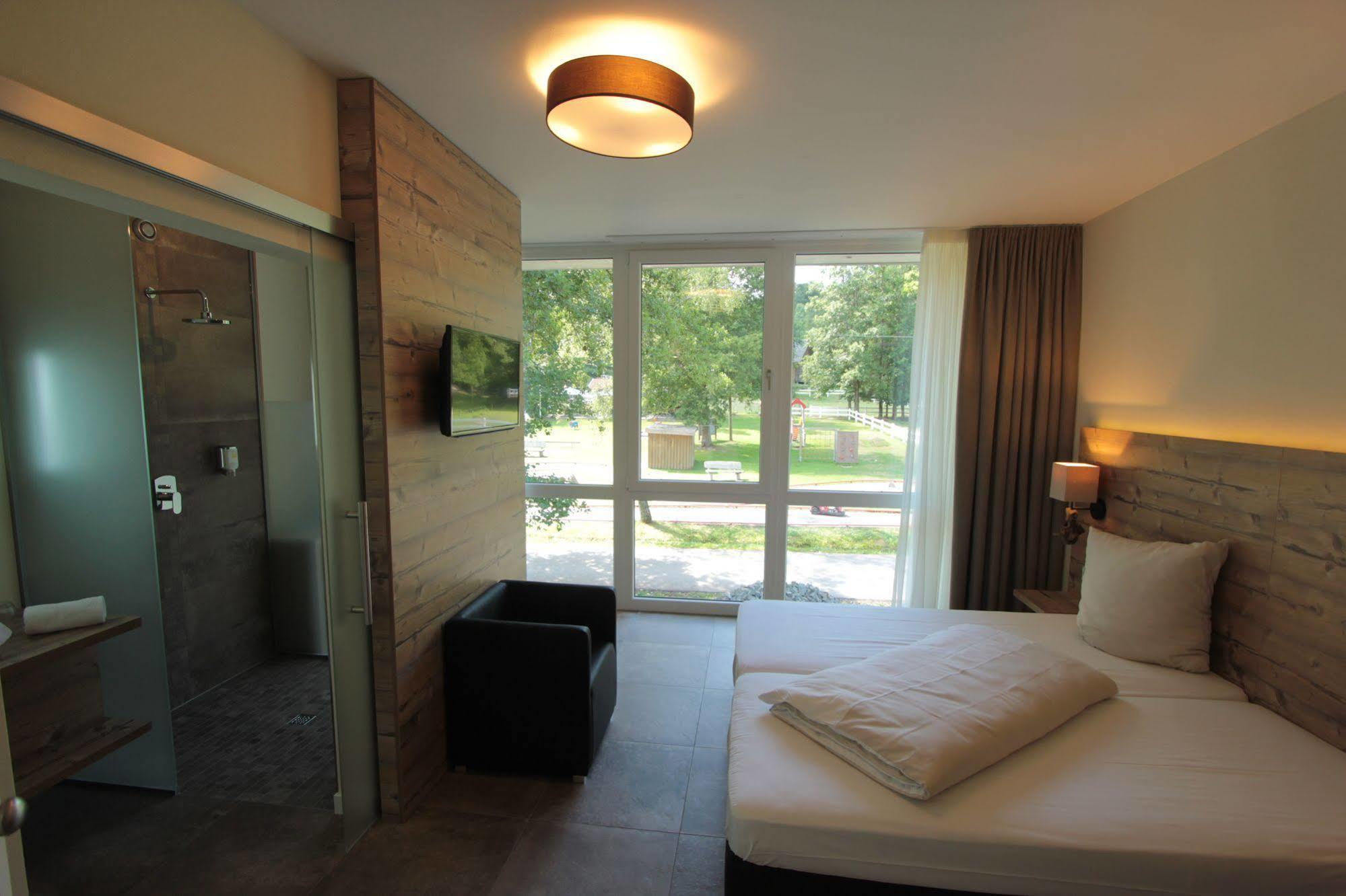 Landhotel Weihermuehle Thaleischweiler-Froschen Εξωτερικό φωτογραφία